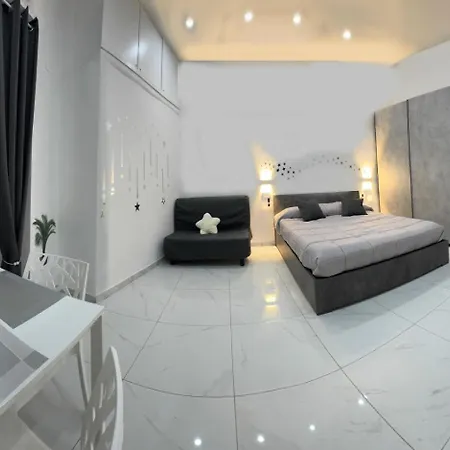 Star House 4*